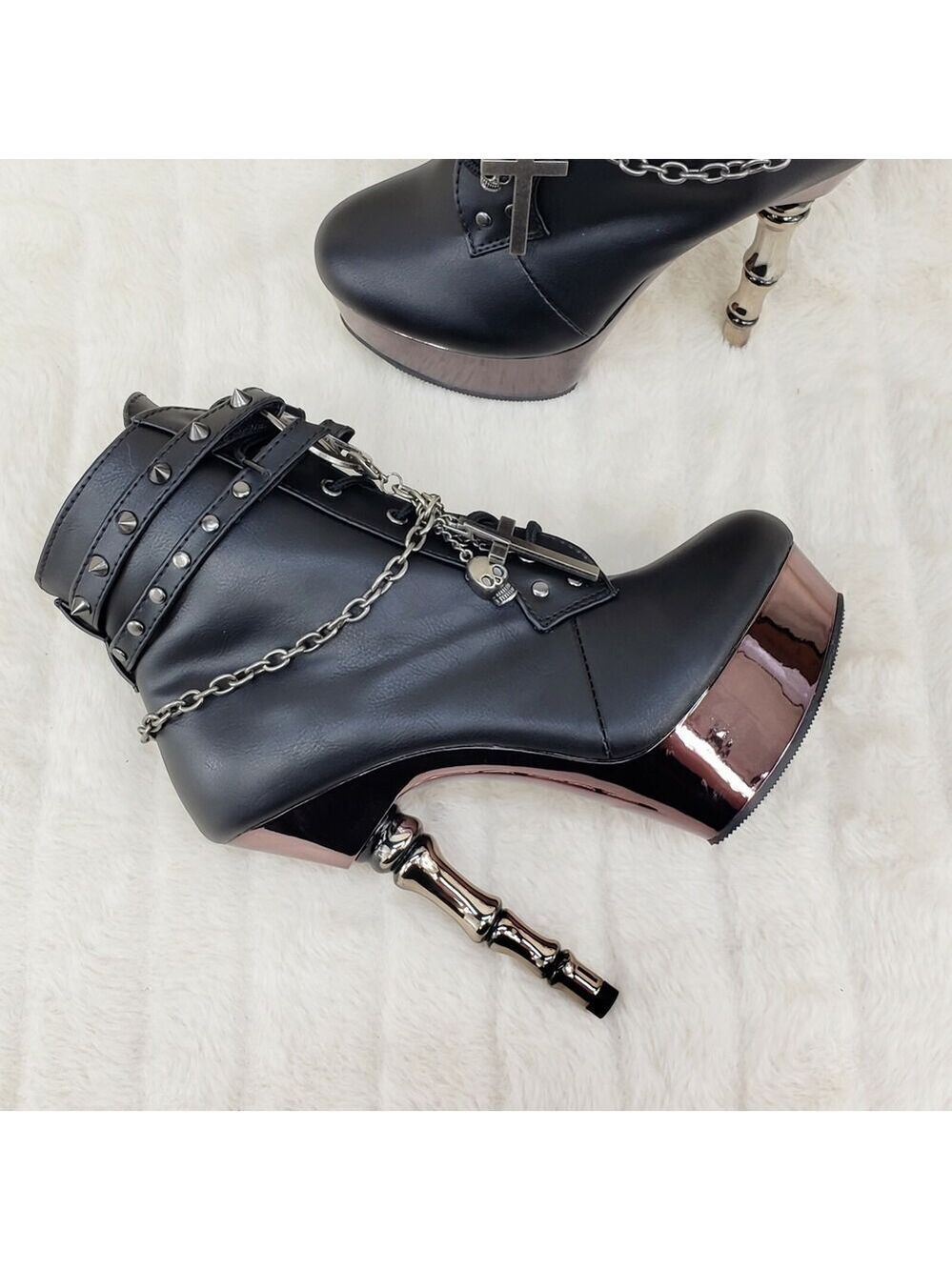 NIB MUERTO 1001 Finger Bone Heel Platform Biker Ankle Boots Charm Chain - Picture 8 of 12